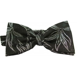 Black patterned bow tie