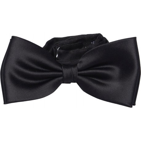 Black bow tie